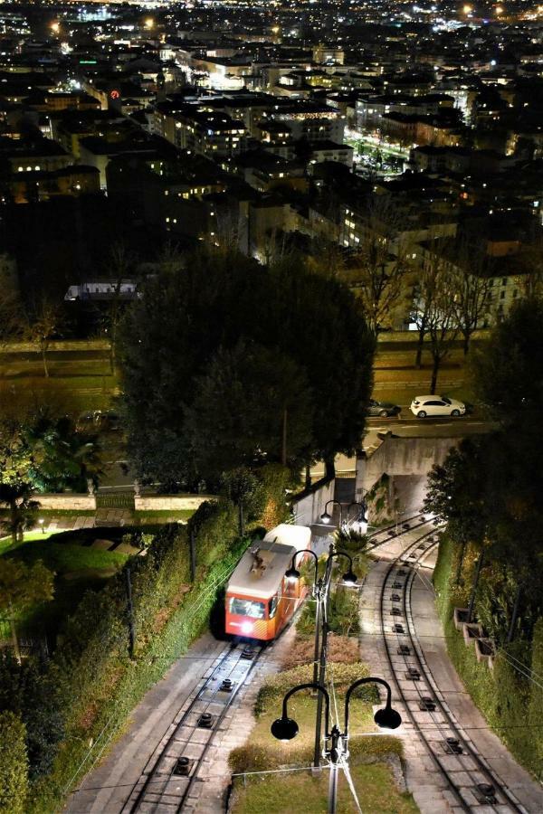 Locatelli50 Apartman Bergamo Kültér fotó